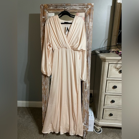 ASOS Dresses & Skirts - ASOS champagne long sleeved maxi dress. Brand new, never worn, still has tag.